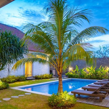 Berawa Dini Guesthouse Canggu Eksteriør billede
