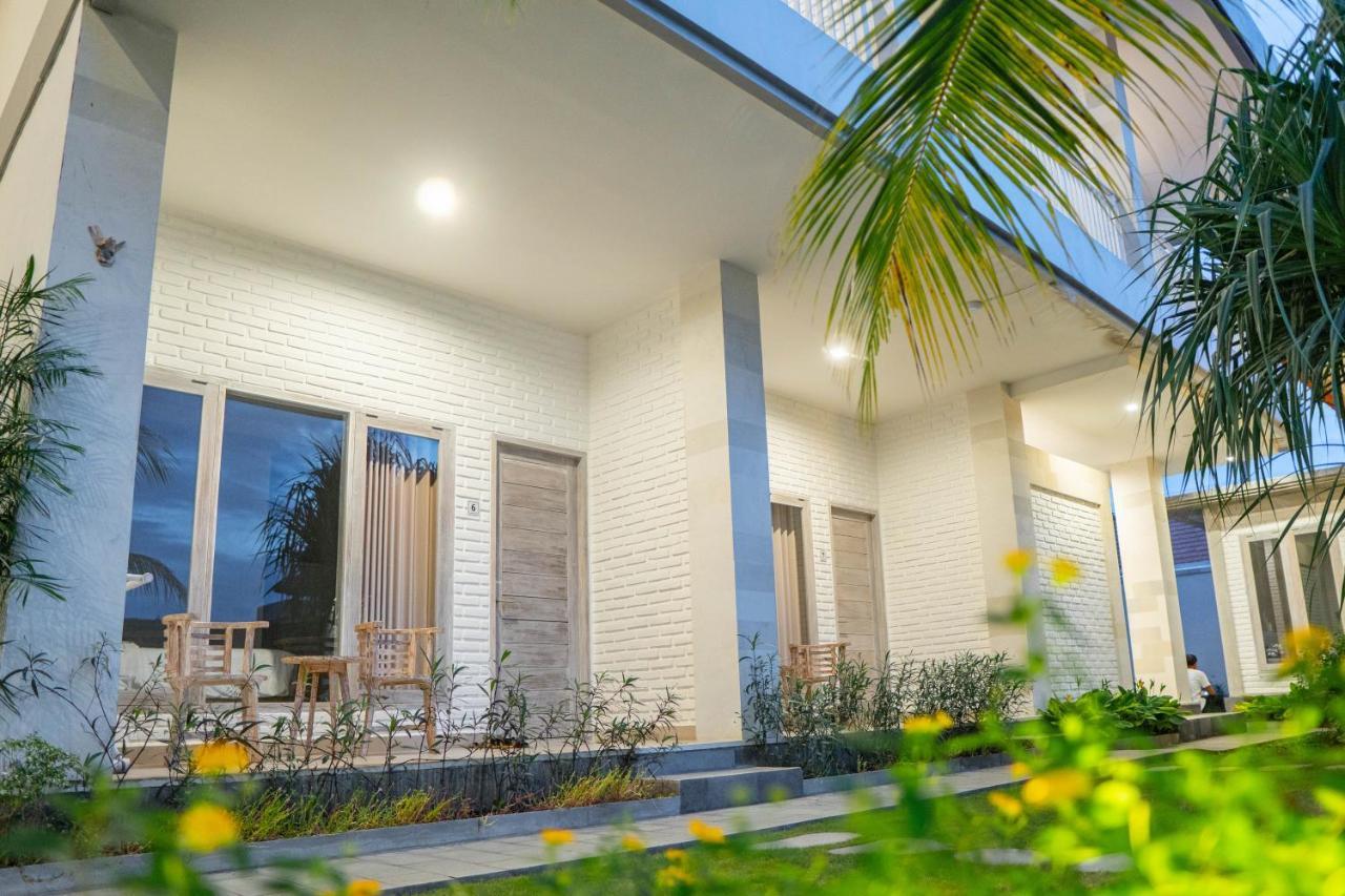 Berawa Dini Guesthouse Canggu Eksteriør billede