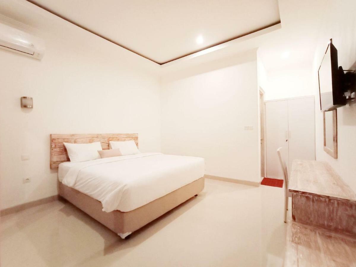 Berawa Dini Guesthouse Canggu Eksteriør billede